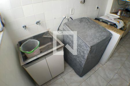 Apartamento à venda com 82m², 2 quartos e 1 vagaÁrea de Serviço