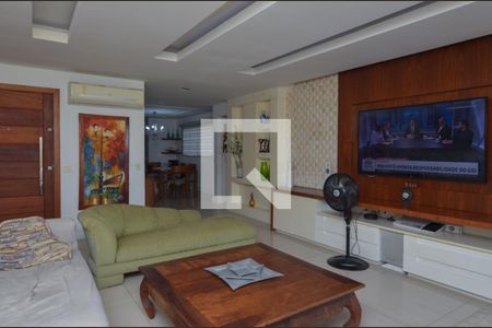 Apartamento à venda com 370m², 4 quartos e 3 vagasSala