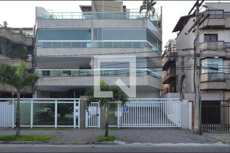 Apartamento à venda com 370m², 4 quartos e 3 vagasFachada