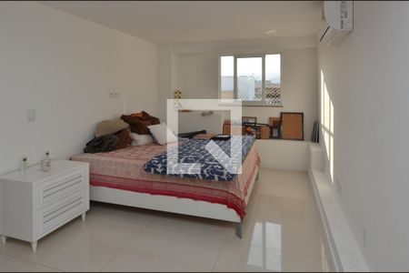 Apartamento à venda com 370m², 4 quartos e 3 vagasQuarto