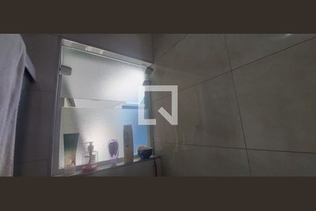 Casa à venda com 250m², 3 quartos e 5 vagas Casa à venda com 250m², 3 quartos e 5 vagasBanheiro Quarto 1