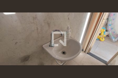 Casa à venda com 250m², 3 quartos e 5 vagas Casa à venda com 250m², 3 quartos e 5 vagasBanheiro 5