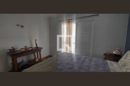 Casa à venda com 250m², 3 quartos e 5 vagas Casa à venda com 250m², 3 quartos e 5 vagasQuarto 3