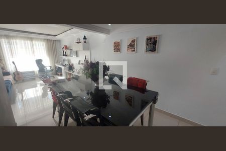 Sala de casa à venda com 3 quartos, 250m² em Vila Valparaiso, Santo André