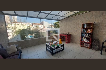 Casa à venda com 250m², 3 quartos e 5 vagas Casa à venda com 250m², 3 quartos e 5 vagasÁrea de convivência