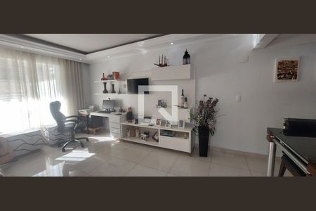 Sala de casa à venda com 3 quartos, 250m² em Vila Valparaiso, Santo André
