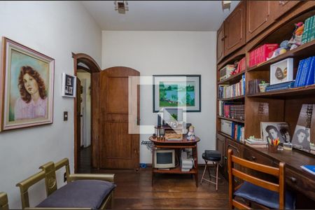 Casa para alugar com 270m², 4 quartos e 3 vagasQuarto 4