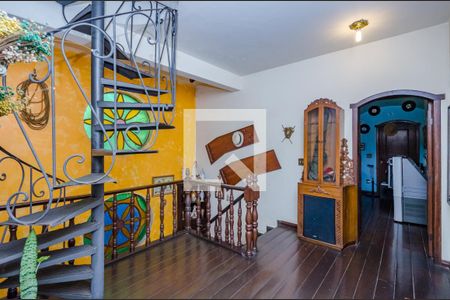 Casa para alugar com 270m², 4 quartos e 3 vagasSala 5