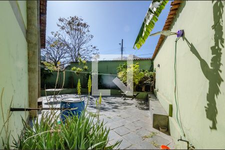 Casa para alugar com 270m², 4 quartos e 3 vagasQuintal