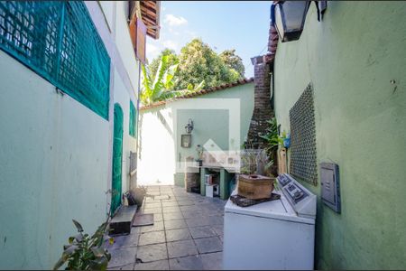 Casa para alugar com 270m², 4 quartos e 3 vagasQuintal