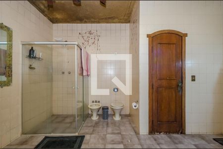 Casa para alugar com 270m², 4 quartos e 3 vagasBanheiro da Suíte