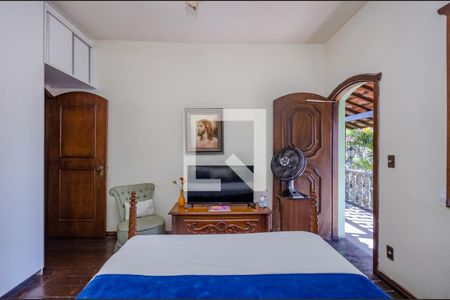 Casa para alugar com 270m², 4 quartos e 3 vagasSuíte