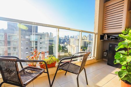 Apartamento para alugar com 38m², 1 quarto e 1 vaga Apartamento para alugar com 38m², 1 quarto e 1 vagaVaranda