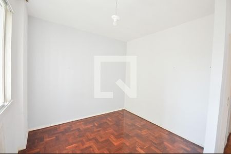 Quarto 1 de apartamento para alugar com 2 quartos, 77m² em Grajau, Rio de Janeiro