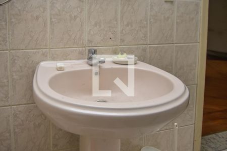 Apartamento à venda com 101m², 3 quartos e sem vaga Apartamento à venda com 101m², 3 quartos e sem vagaBanheiro