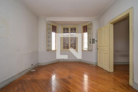 Apartamento à venda com 101m², 3 quartos e sem vaga Apartamento à venda com 101m², 3 quartos e sem vagaSala