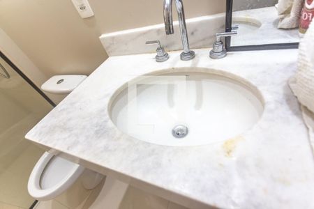 Apartamento à venda com 128m², 3 quartos e 2 vagasBanheiro suíte 3