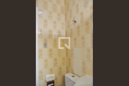 Casa à venda com 130m², 2 quartos e 2 vagasBanheiro