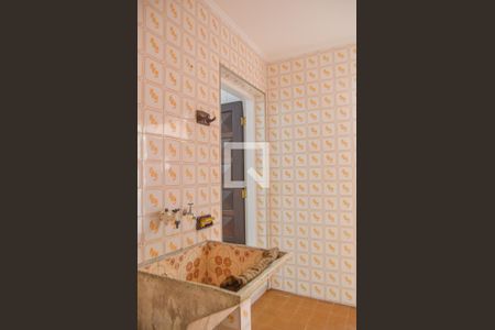 Casa à venda com 130m², 2 quartos e 2 vagasLavanderia 