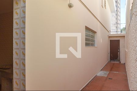 Casa à venda com 130m², 2 quartos e 2 vagasCorredor