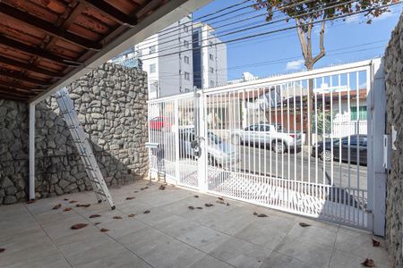 Casa à venda com 156m², 3 quartos e 3 vagasFachada