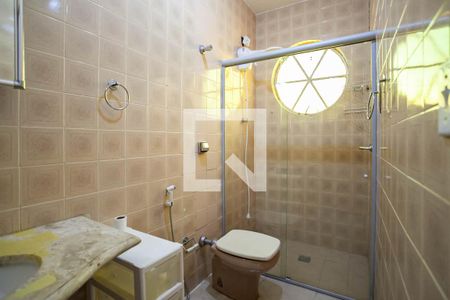 Casa à venda com 156m², 3 quartos e 3 vagasBanheiro da suíte