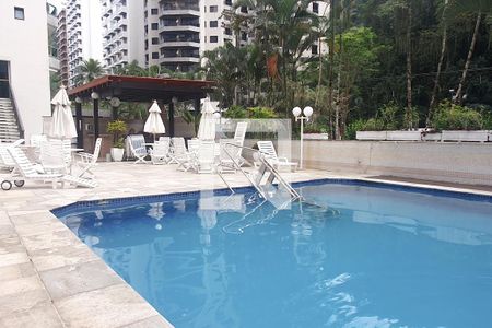 Apartamento para alugar com 210m², 3 quartos e 2 vagasPiscina