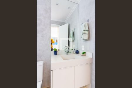 Apartamento à venda com 70m², 2 quartos e 2 vagasBanheiro Social