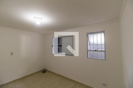Quarto de casa para alugar com 1 quarto, 40m² em Jardim Tupan, Barueri