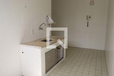 Apartamento para alugar com 80m², 2 quartos e 1 vaga Apartamento para alugar com 80m², 2 quartos e 1 vagaCozinha