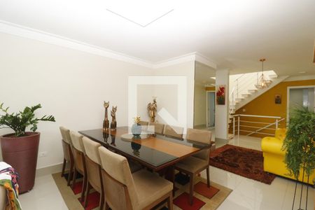 Sala de casa à venda com 3 quartos, 200m² em Água Fria, São Paulo