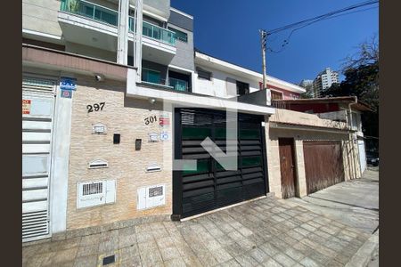 Casa à venda com 200m², 3 quartos e 3 vagasFachada