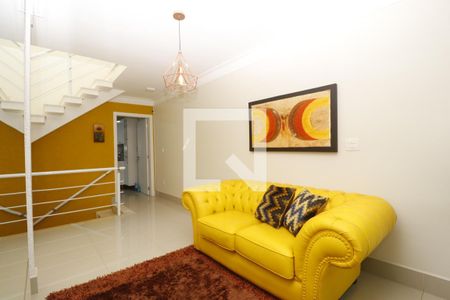 Hall de entrada de casa à venda com 3 quartos, 200m² em Água Fria, São Paulo