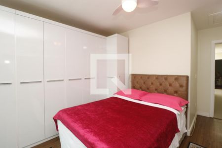 Casa à venda com 200m², 3 quartos e 3 vagasQuarto 3 - Suíte