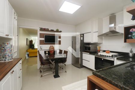 Casa à venda com 200m², 3 quartos e 3 vagasCozinha