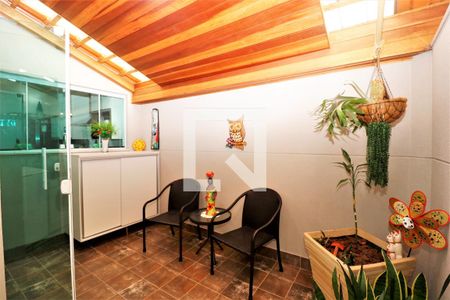 Casa à venda com 200m², 3 quartos e 3 vagasQuintal