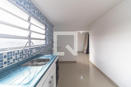 Cozinha de apartamento para alugar com 1 quarto, 35m² em Vila das Mercês , São Paulo