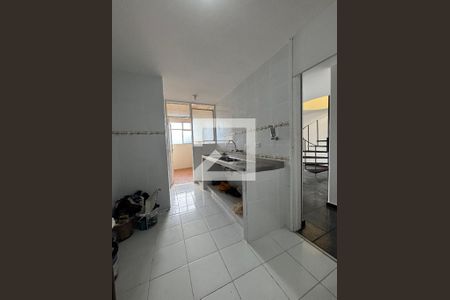 Apartamento à venda com 200m², 3 quartos e 2 vagasCozinha
