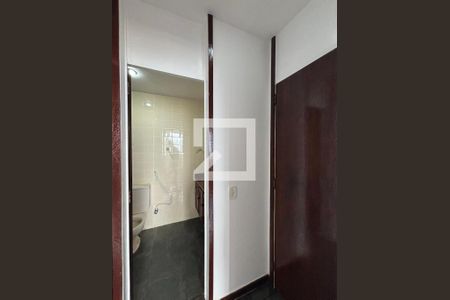 Apartamento à venda com 200m², 3 quartos e 2 vagasBanheiro social 1