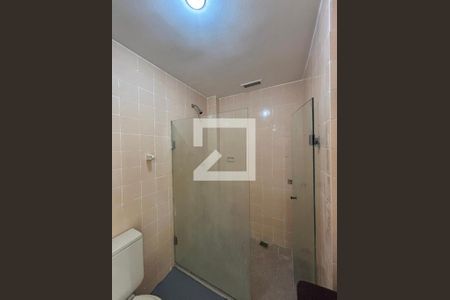 Apartamento à venda com 200m², 3 quartos e 2 vagasBanheiro social 2