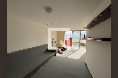 Apartamento à venda com 200m², 3 quartos e 2 vagasCobertura