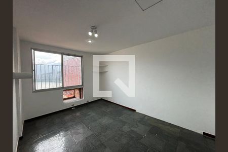 Apartamento à venda com 200m², 3 quartos e 2 vagasSuíte