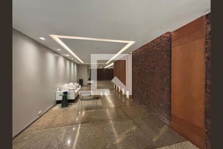 Apartamento à venda com 200m², 3 quartos e 2 vagasHall