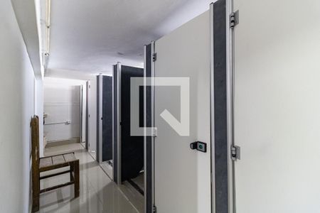 Banheiros de apartamento para alugar com 1 quarto, 50m² em Vila das Mercês , São Paulo