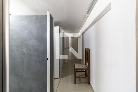Banheiros de apartamento para alugar com 1 quarto, 50m² em Vila das Mercês , São Paulo