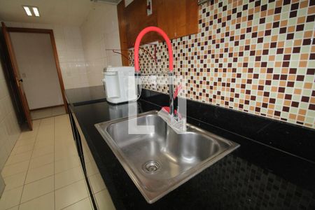Apartamento para alugar com 73m², 2 quartos e 1 vagaCozinha e Área de Serviço