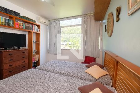 Apartamento à venda com 136m², 4 quartos e 1 vagaQuarto 1