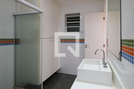 Apartamento à venda com 136m², 4 quartos e 1 vagaBanheiro Corredor
