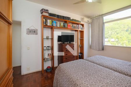 Apartamento à venda com 136m², 4 quartos e 1 vagaQuarto 1