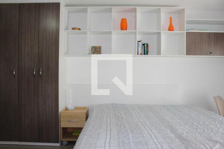 Apartamento à venda com 42m², 1 quarto e 1 vagaSala/Quarto